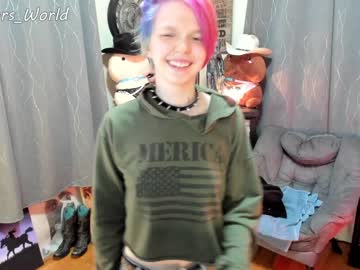 webcam girl murbears_world today image #2211331