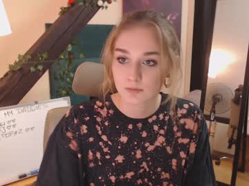 webcam girl abi_i today image #2543285