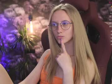webcam girl angeellina today image #1813407