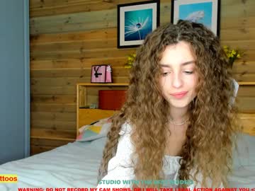 webcam girl coy_amina today image #1063928