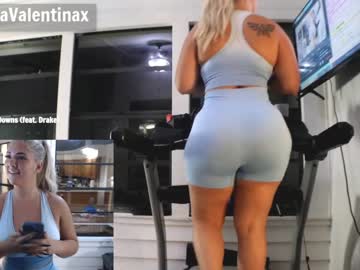 webcam girl milavalentinax today image #1785665