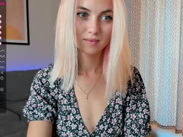 webcam girl brilliantvictoria today image #2794135
