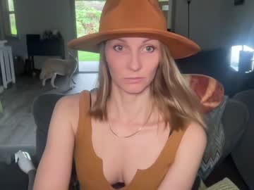 webcam girl kaileeshy today image #1570981
