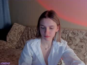 webcam girl melondama today image #3141051