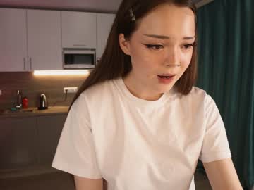webcam girl uw_wu today image #3976695