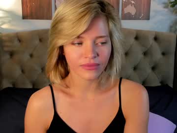 webcam girl dollorrie today image #2495500