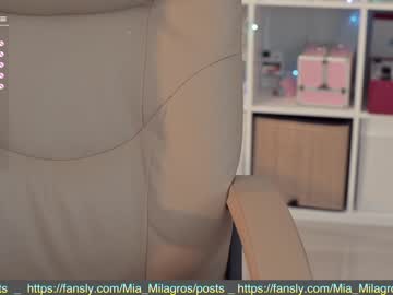 webcam girl mia_milagros today image #2174218