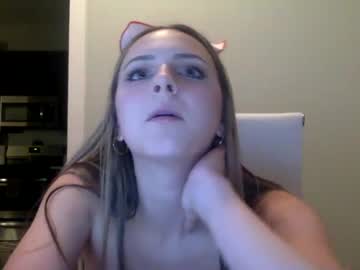 webcam girl isla_flowers today image #341664