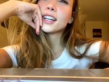 webcam girl bitter_moon today image #1166526