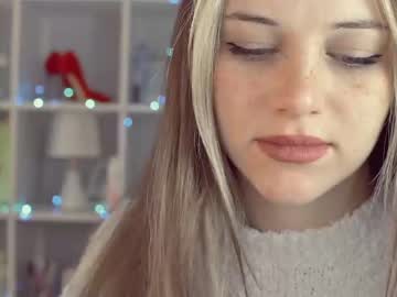 webcam girl mia_milagros today image #1607132