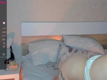 webcam couple beatris_mils today image #2495590