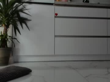 webcam girl meryfoxxx today image #2557278