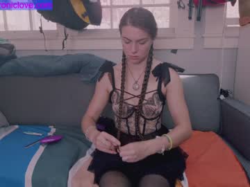 webcam girl chroniclove today image #2582073