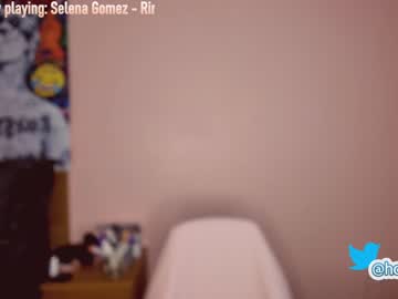 webcam girl hollyextra today image #2090077