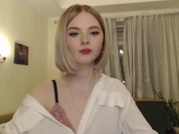 webcam girl yvaine777 today image #827488