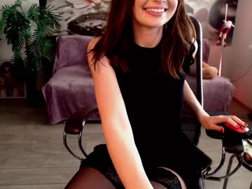 webcam girl jennycutey today image #1672340