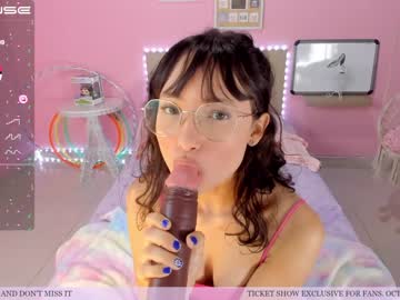 webcam girl little_effy18 today image #2774930