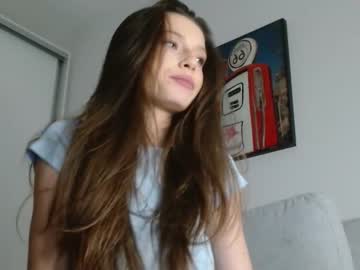 webcam girl isia_slay today image #2350726