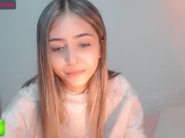 webcam girl gummy_bear7 today image #906783