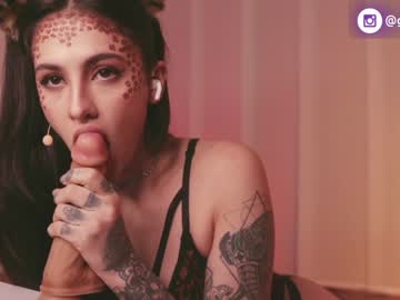 webcam girl gia_baker today image #1620746