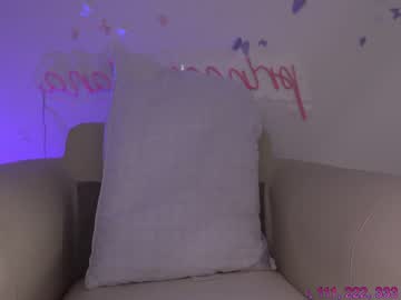 webcam girl princessasiana today image #2438293