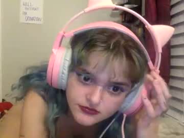 webcam girl bellablue222 today image #2396934
