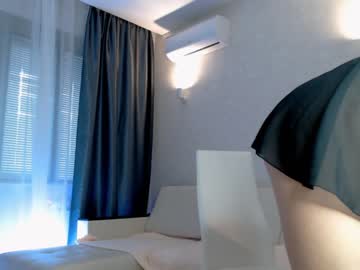 webcam girl amourvenenum today image #2878062
