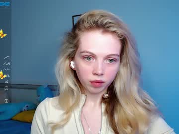 webcam girl small_blondee today image #3789329