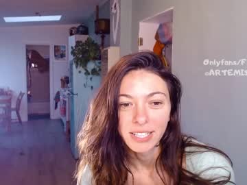webcam girl artemisfit today image #1620644