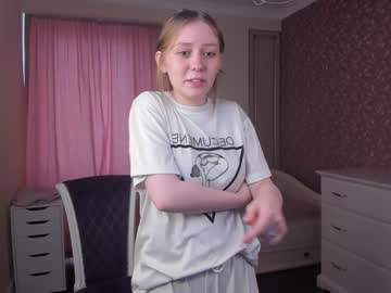 webcam girl rowenacarrington today image #4018488