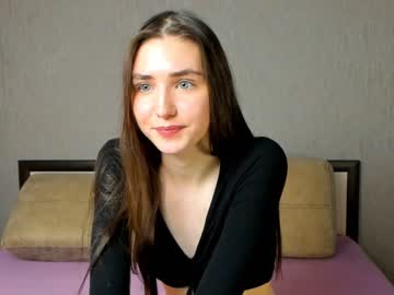 webcam girl saintlyn today image #3053180