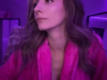 webcam girl lilbbyshy today image #3129550