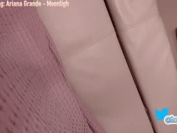 webcam girl hollyextra today image #937006