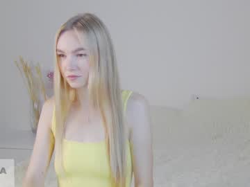 webcam girl olivia__evans_ today image #2959978