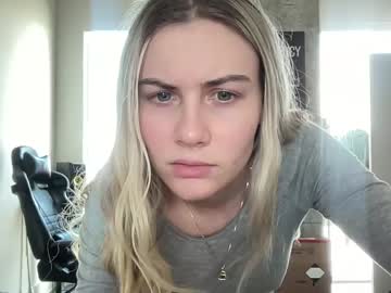webcam girl princesslillyann today image #3986049