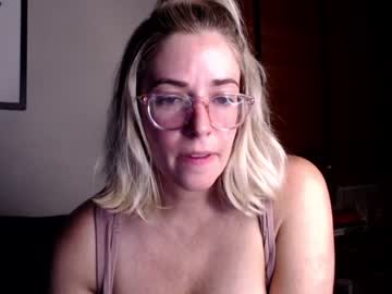 webcam girl sleepybabyxo today image #3049542