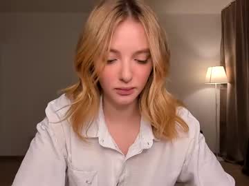 webcam girl olli_ver today image #3074486