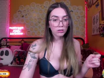 webcam girl daydreamur_gurl today image #1513256