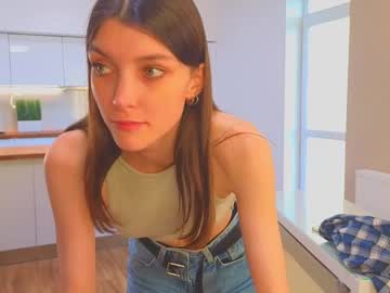 webcam girl lucettagibbard today image #4038005
