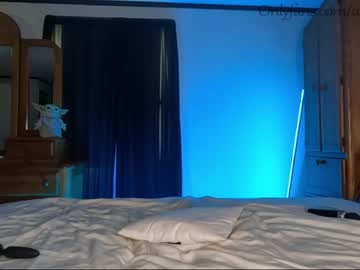 webcam couple ari_lovexo today image #2273069