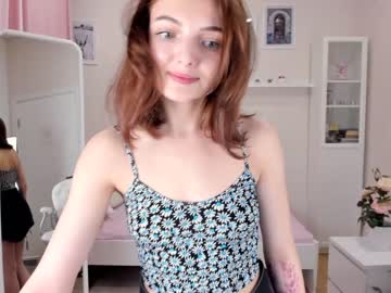 webcam girl whereweland today image #3392271