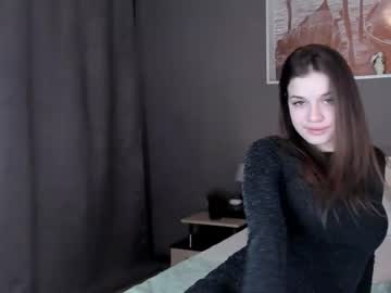 webcam girl sof1a_shy today image #3535580