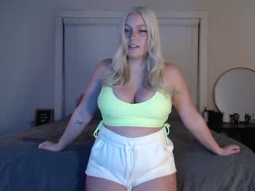 webcam girl clairedelta today image #1347242