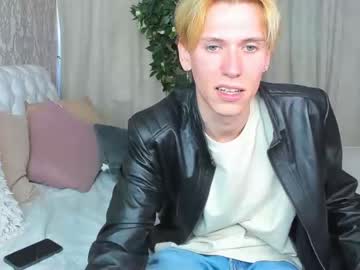 webcam man skyfenixs today image #3937563