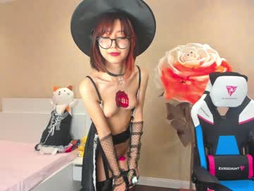 webcam girl cherrypie_01 today image #2987425