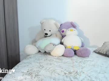 webcam girl zoeliiv today image #1302366