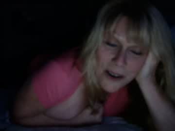 webcam girl daniluvs2 today image #1641980