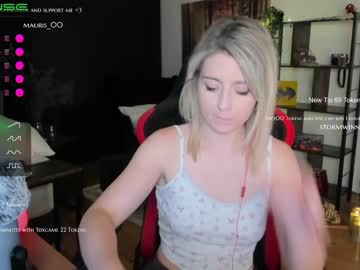 webcam girl kimilee22 today image #2128762