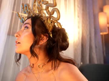 webcam girl littlee33 today image #2997605