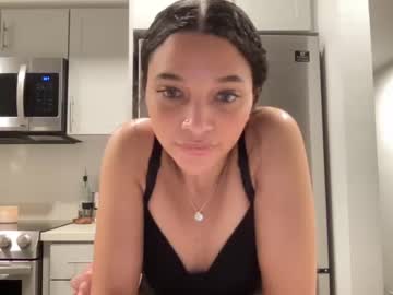 webcam girl ittybity115598 today image #3543844